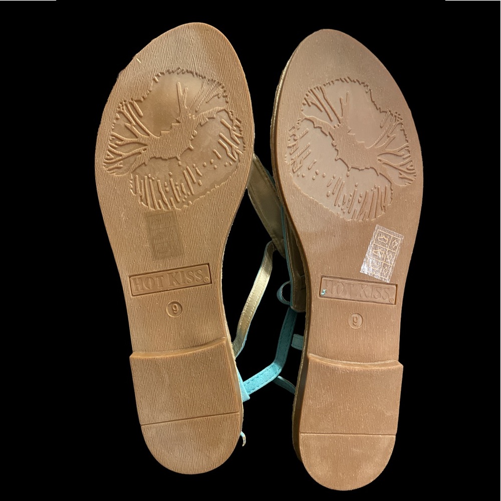 Women Sandals - Picture 3 of 3
